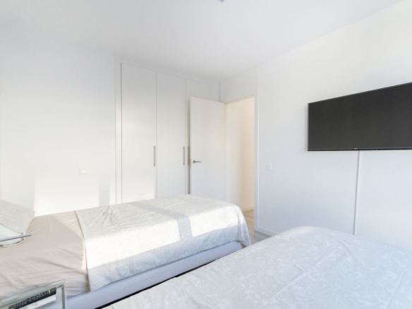Townhouse for sale in Estepona