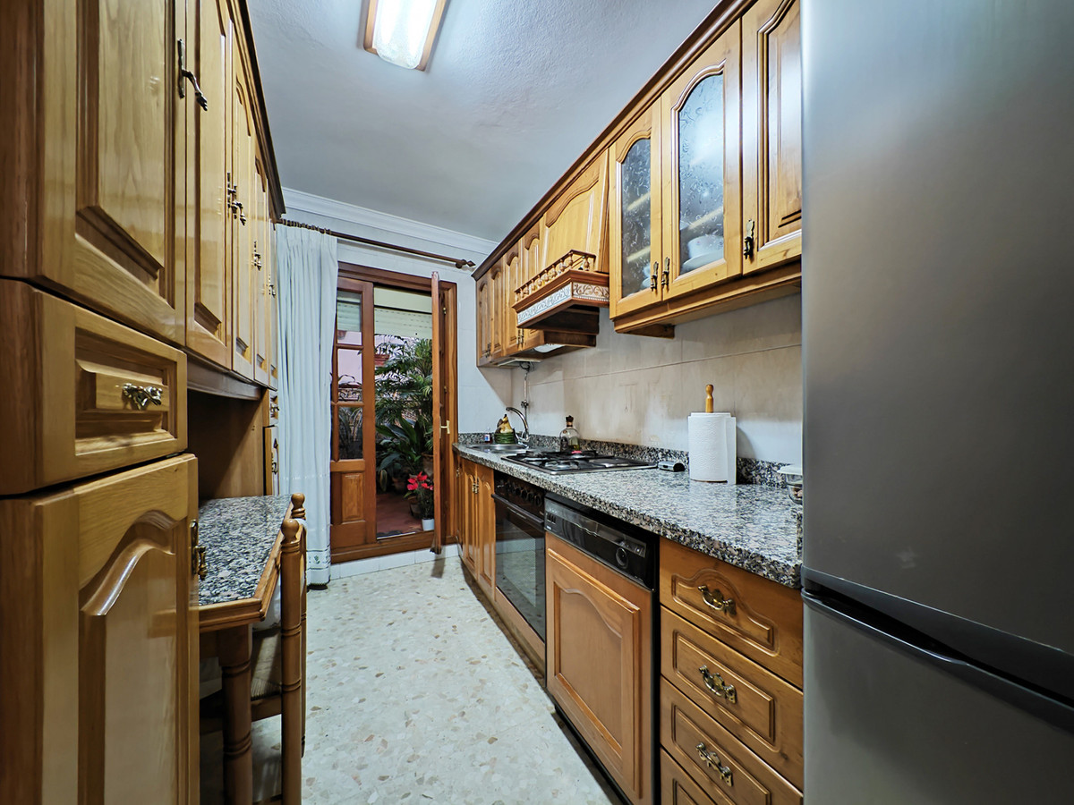 Townhouse for sale in Estepona