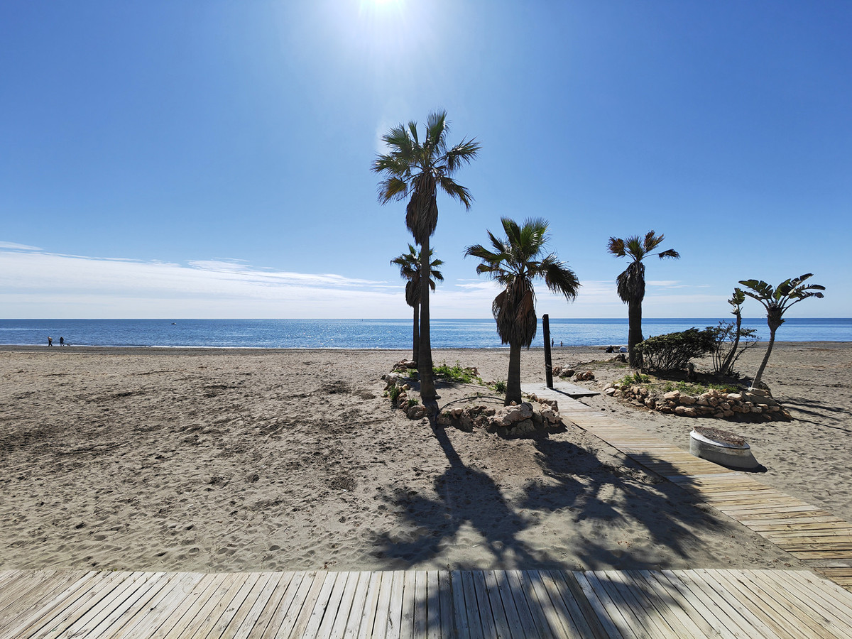 Townhouse for sale in Estepona