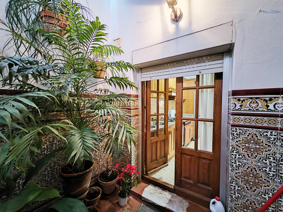 Townhouse for sale in Estepona