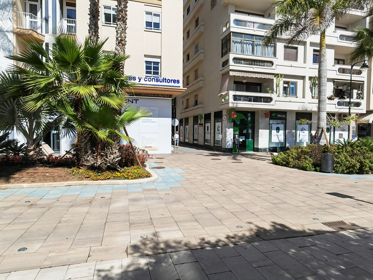 Townhouse for sale in Estepona