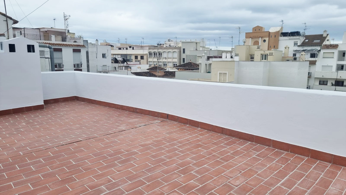 Townhouse for sale in Estepona
