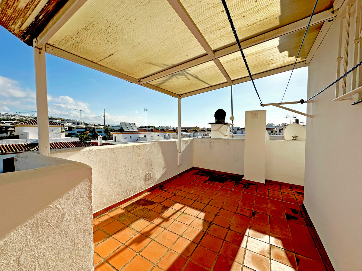 Townhouse for sale in Estepona