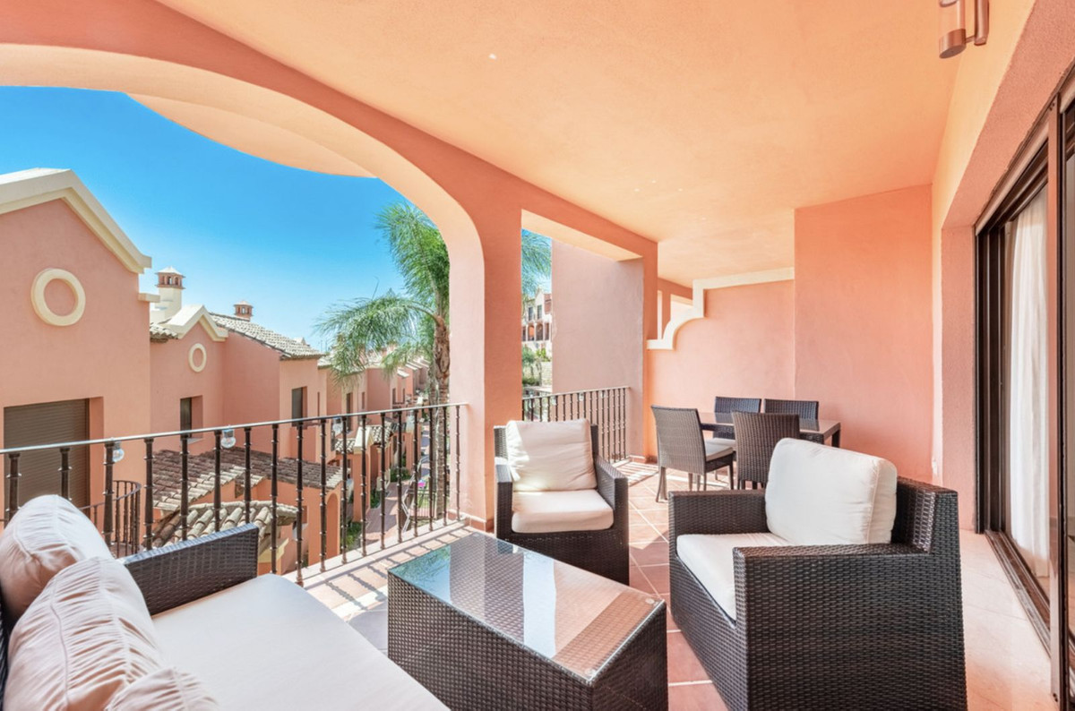 Townhouse for sale in Estepona
