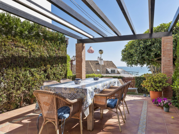 Townhouse for sale in Estepona