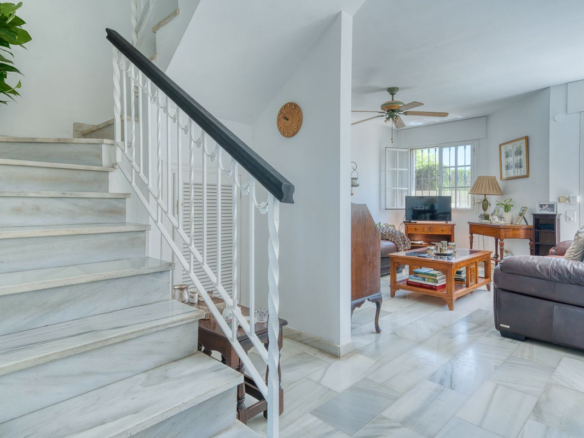 Townhouse for sale in Estepona