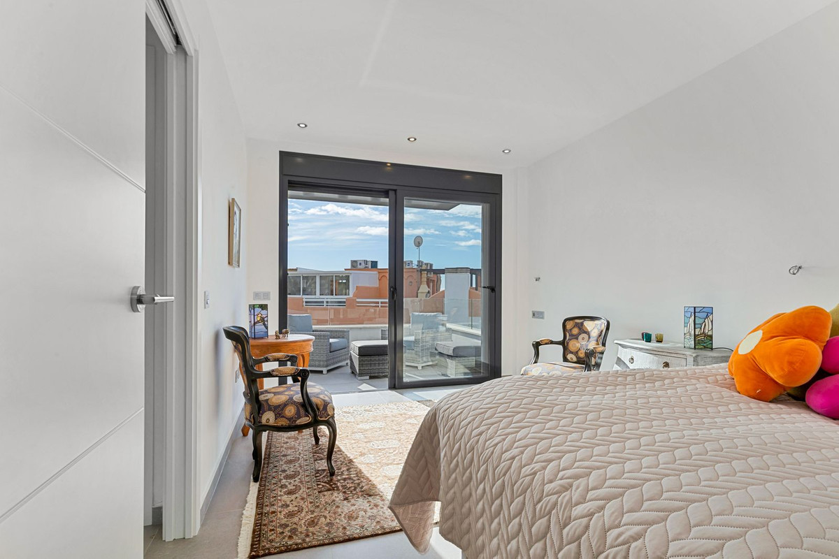 Townhouse for sale in Fuengirola