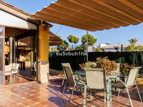 Townhouse for sale in Málaga