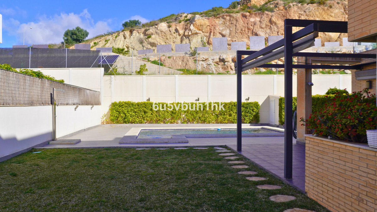 Townhouse for sale in Málaga