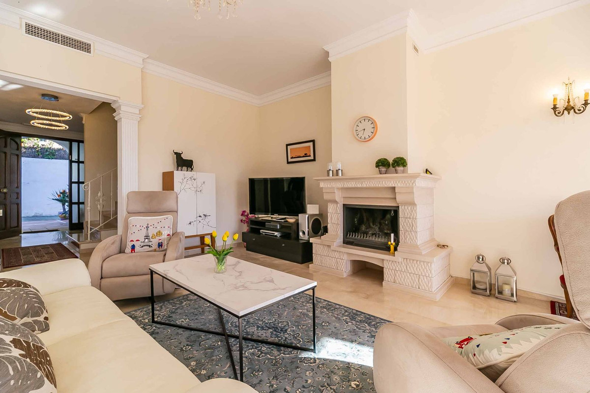 Townhouse for sale in Marbella