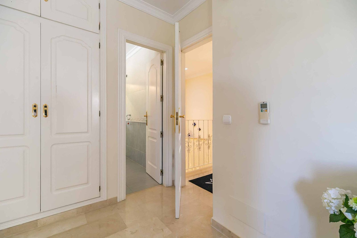 Townhouse for sale in Marbella