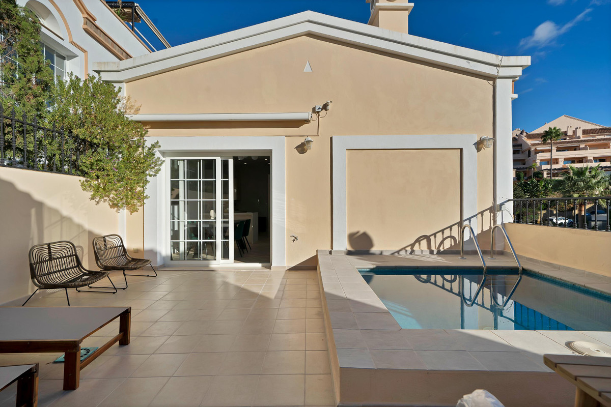 Townhouse for sale in Marbella