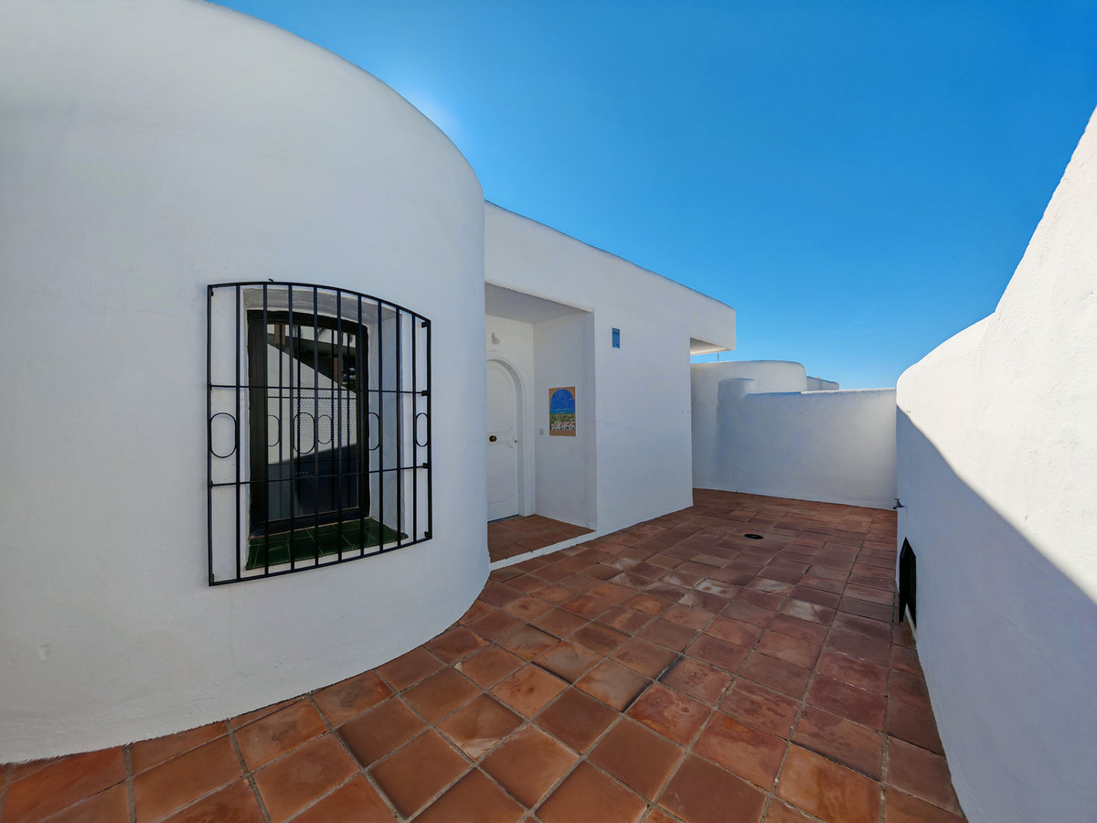 Townhouse for sale in Marbella