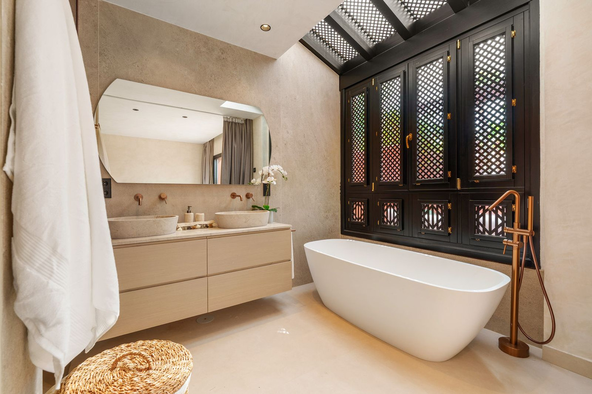 Townhouse for sale in Marbella