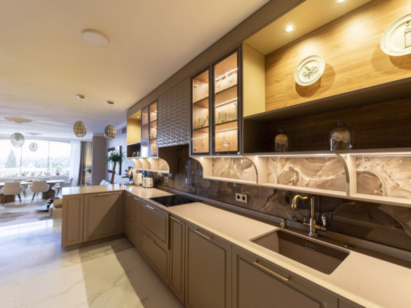 Townhouse for sale in Marbella