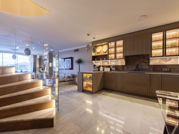 Townhouse for sale in Marbella