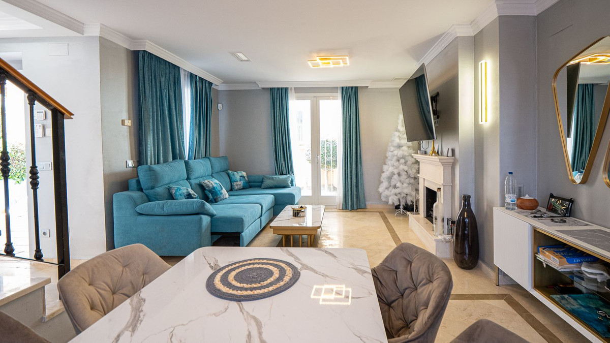 Townhouse for sale in Marbella