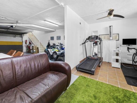 Townhouse for sale in Marbella