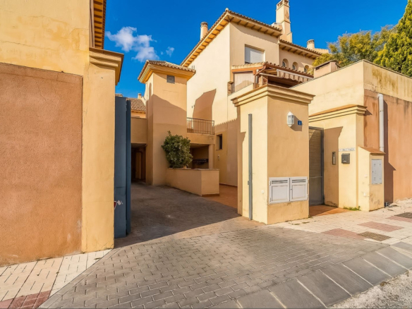 Townhouse for sale in Mijas