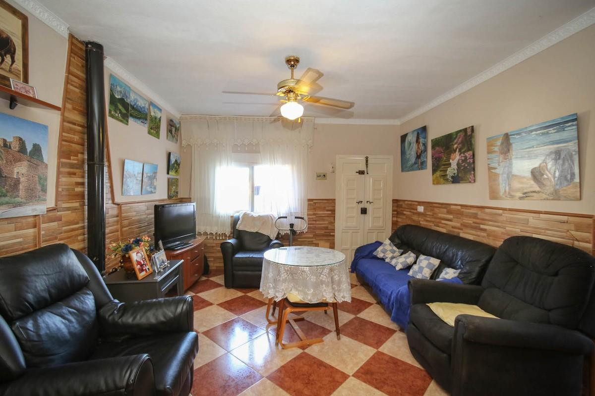 Villa for sale in Alhaurín de la Torre