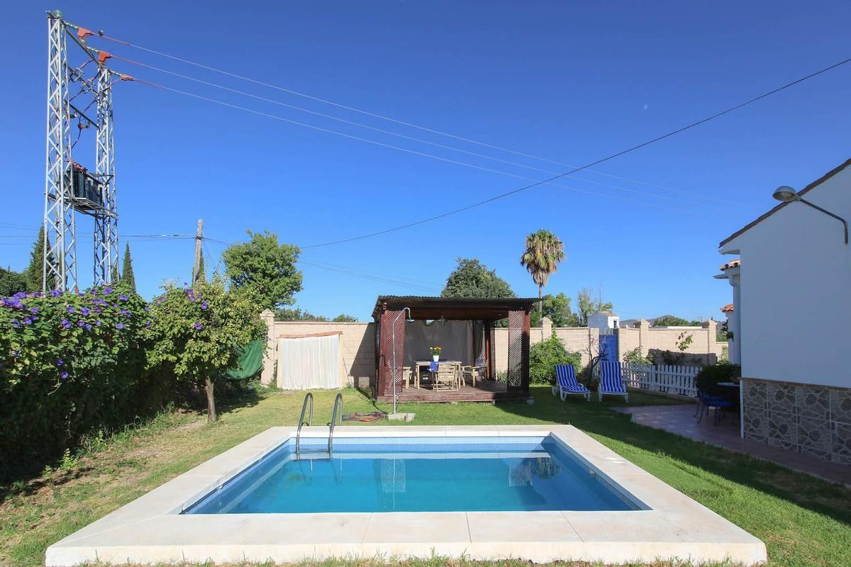 Villa for sale in Alhaurín de la Torre
