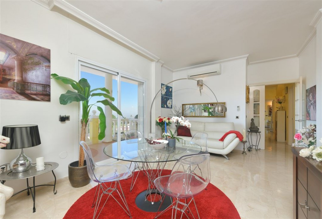 Villa for sale in Alhaurín de la Torre