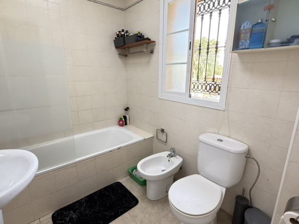 Villa for sale in Alhaurín de la Torre