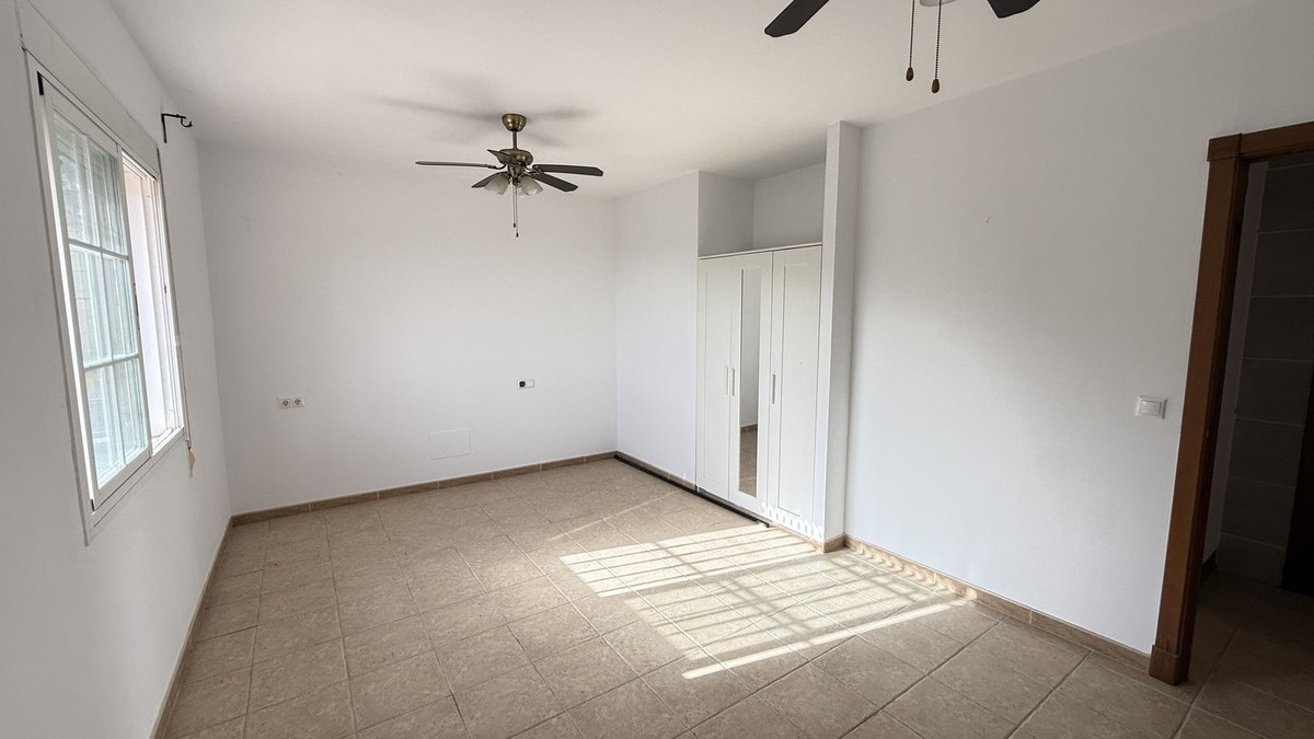 Villa for sale in Alhaurín de la Torre