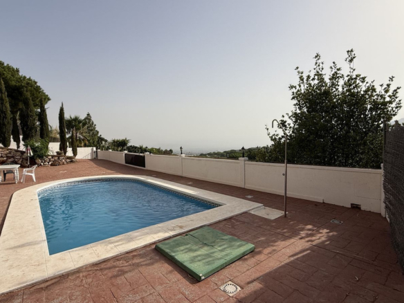 Villa for sale in Alhaurín de la Torre