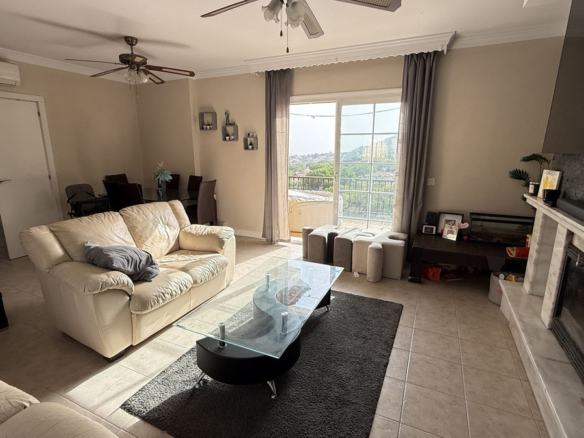 Villa for sale in Alhaurín de la Torre