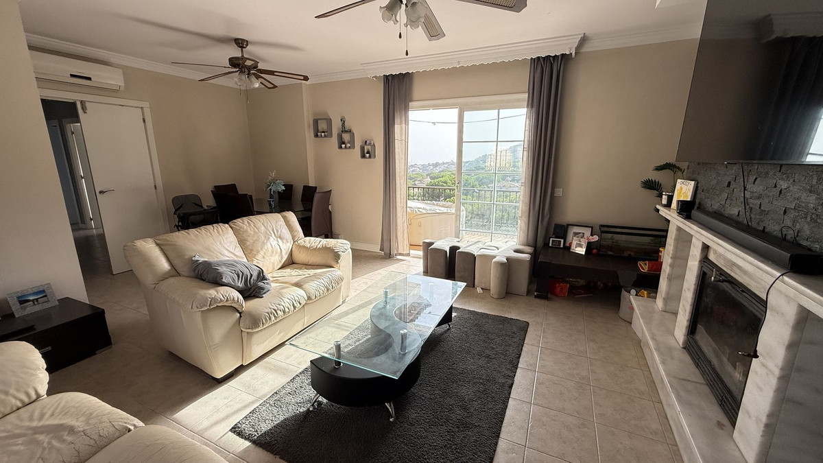 Villa for sale in Alhaurín de la Torre