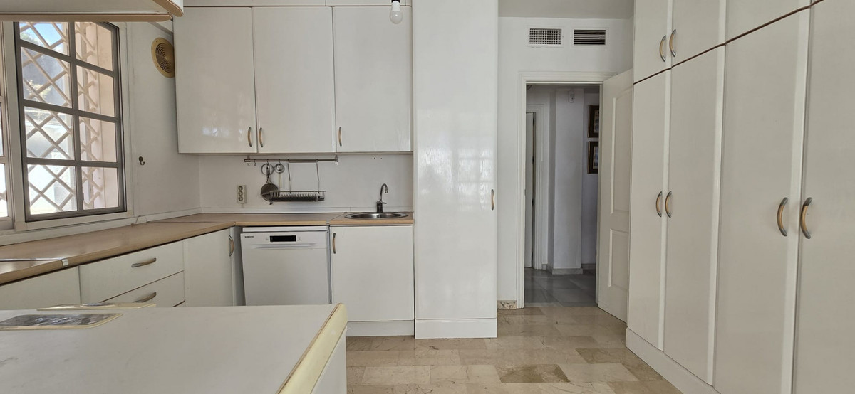 Villa for sale in Alhaurín de la Torre