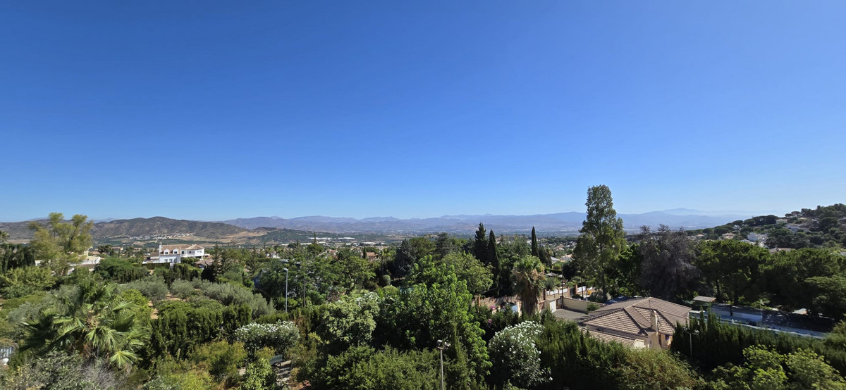 Villa for sale in Alhaurín de la Torre