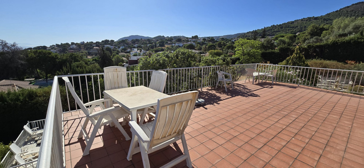 Villa for sale in Alhaurín de la Torre