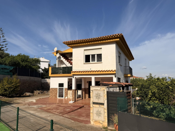 Villa for sale in Alhaurín de la Torre