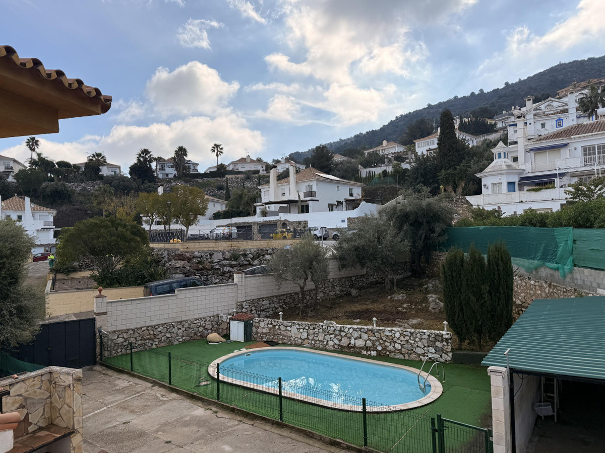 Villa for sale in Alhaurín de la Torre