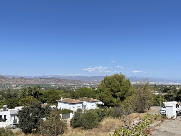 Villa for sale in Alhaurín el Grande