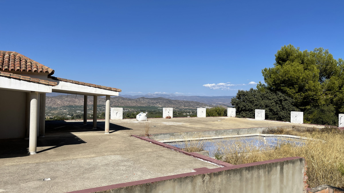 Villa for sale in Alhaurín el Grande