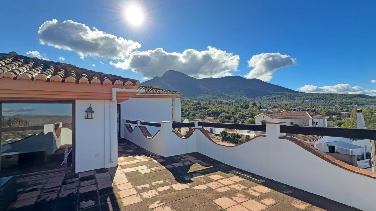 Villa for sale in Alhaurín el Grande