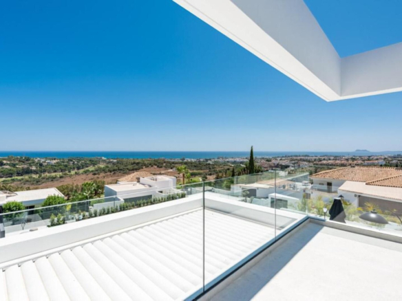 Villa for sale in Benahavís