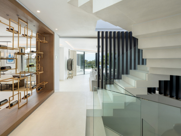 Villa for sale in Benahavís