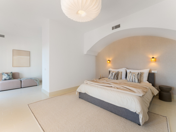 Villa for sale in Benahavís