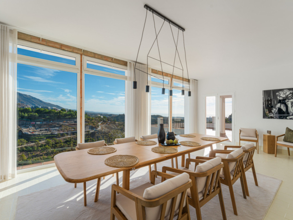 Villa for sale in Benahavís