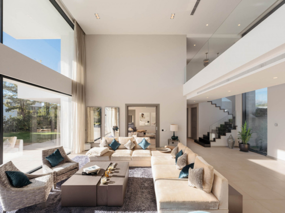 Villa for sale in Benahavís