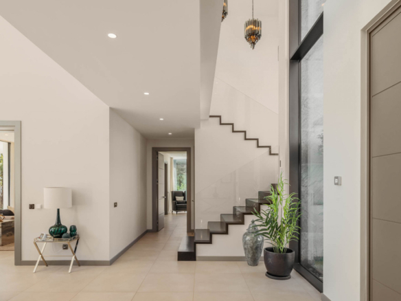 Villa for sale in Benahavís