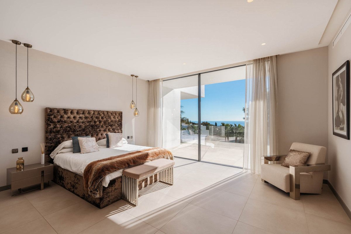 Villa for sale in Benahavís