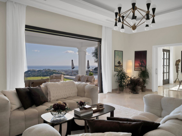Villa for sale in Benahavís