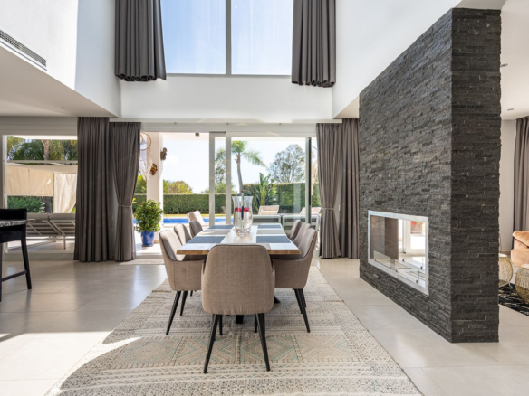 Villa for sale in Benahavís