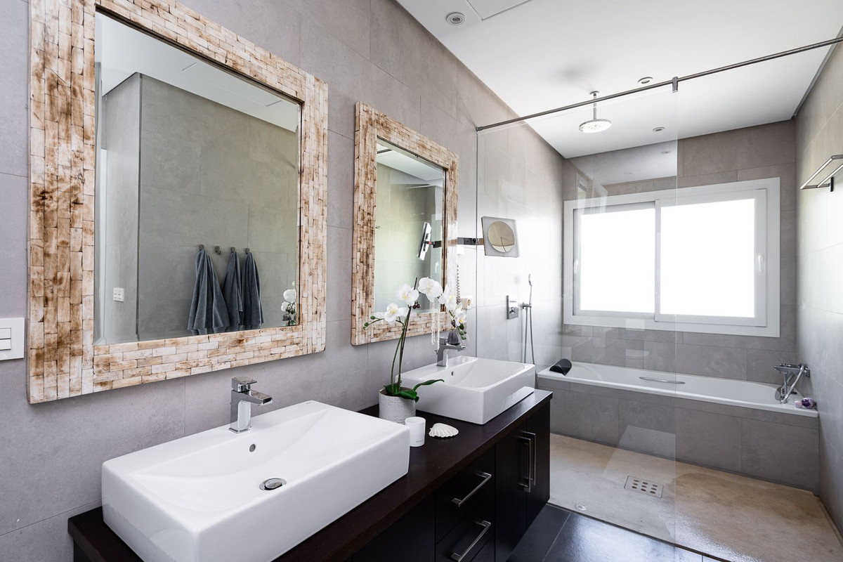 Villa for sale in Benahavís