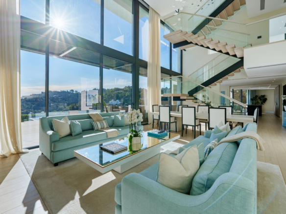 Villa for sale in Benahavís